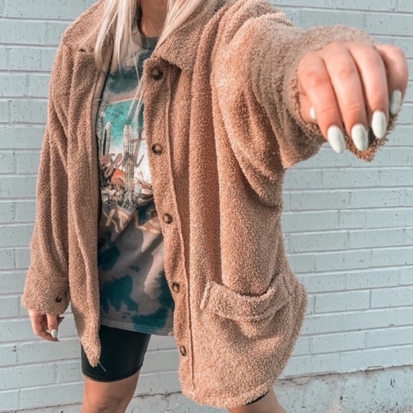 Tan Teddy Sherpa Lightweight Oversized Deep Pocket Warm Shacket Coat Jacket NWT - Picture 4 of 5